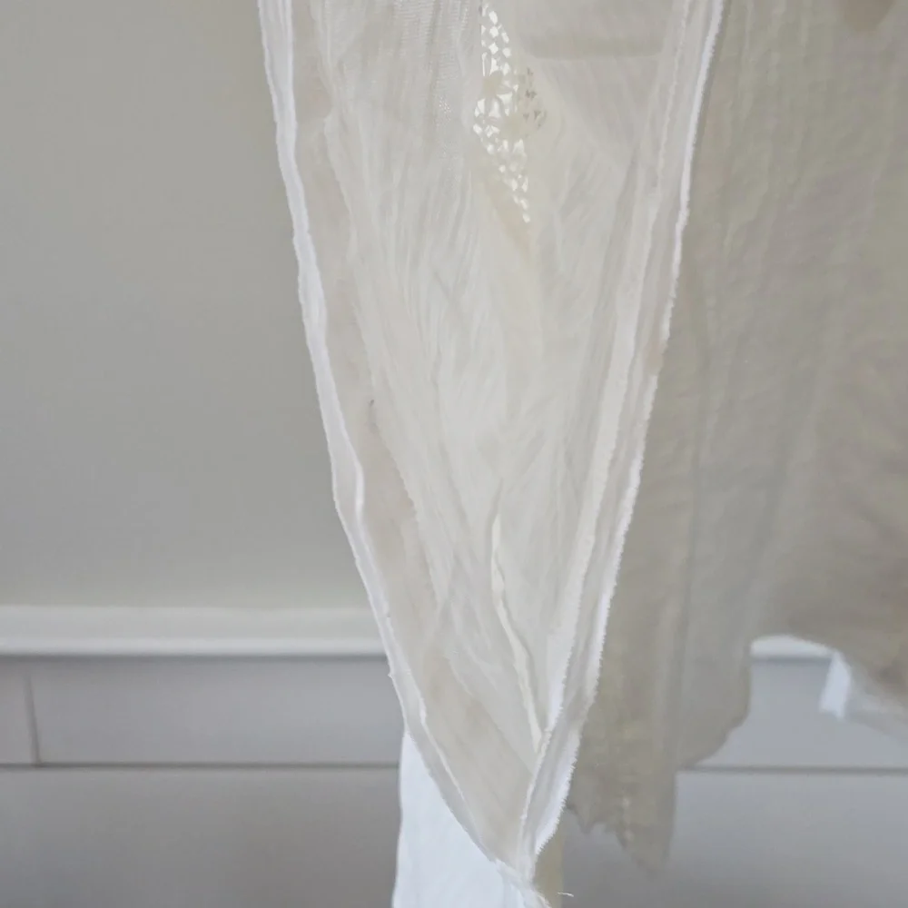 Umgee poncho style top - Picture 5 of 10